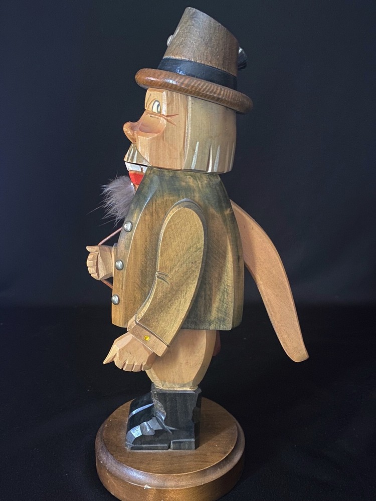 Vtg Black Forest German/Austrian Wood Carved Hunter Tyrolean Hat Nutcracker