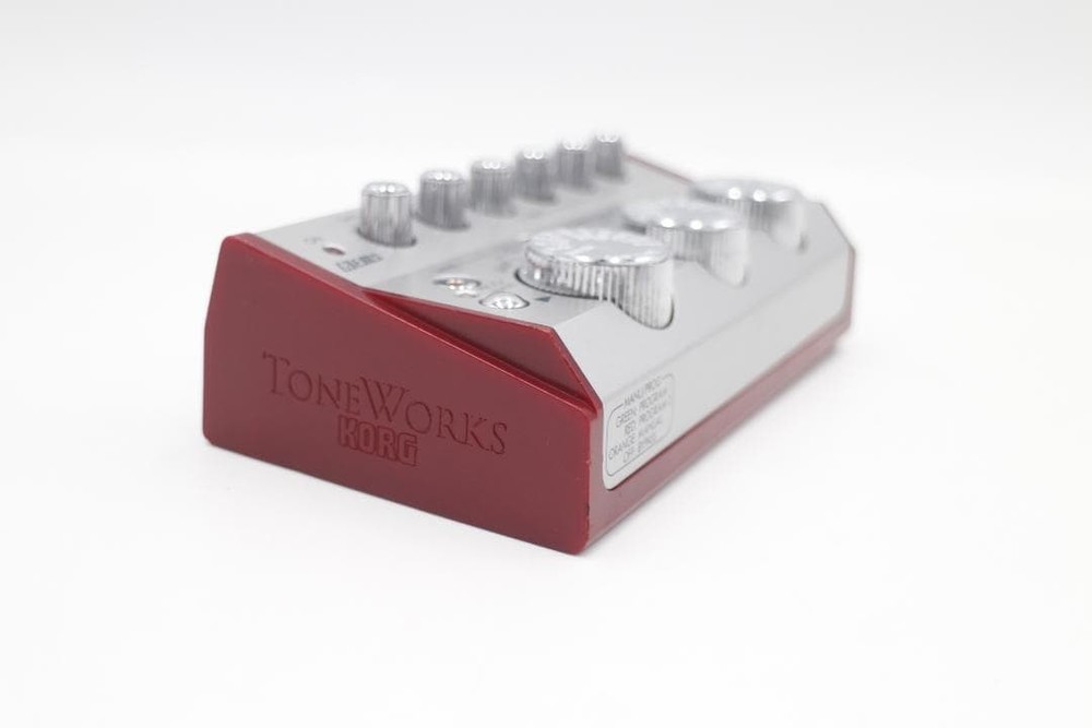 2633- works bass modeling signal processor