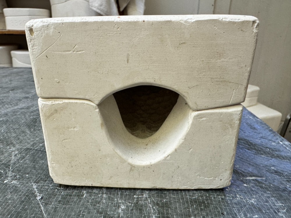 VINTAGE MACKY'S CERAMIC MOLD #131 OWL