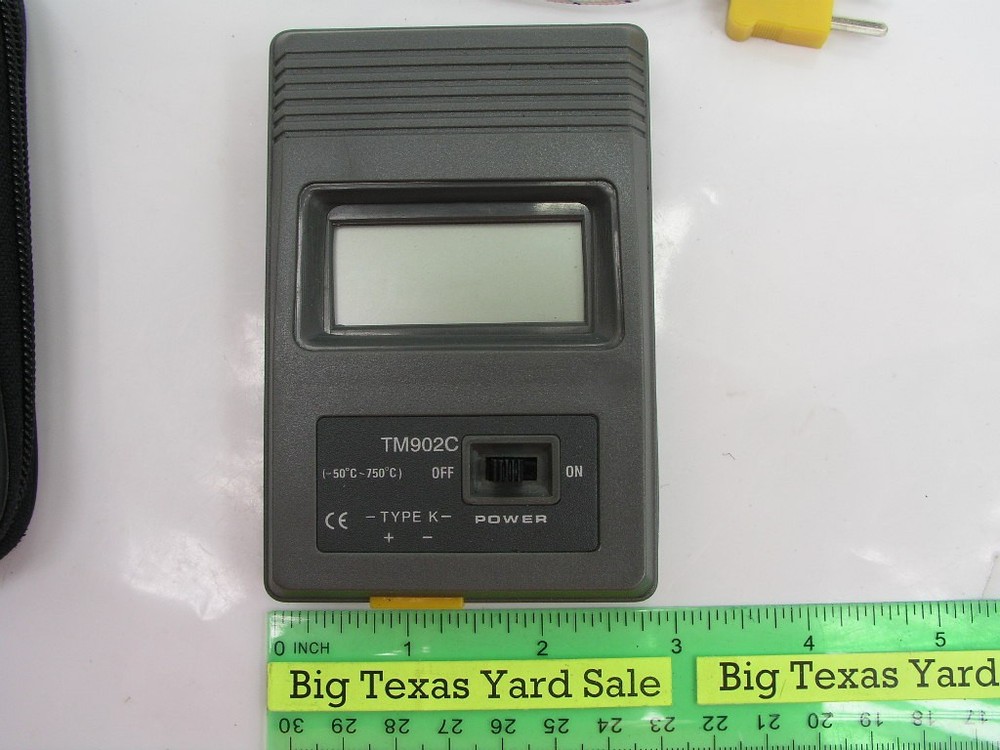 TM902C Digital Thermometer With Probe