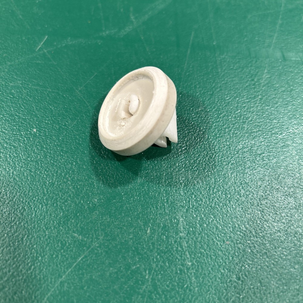 Miele Dishwasher Lower Rack Wheel