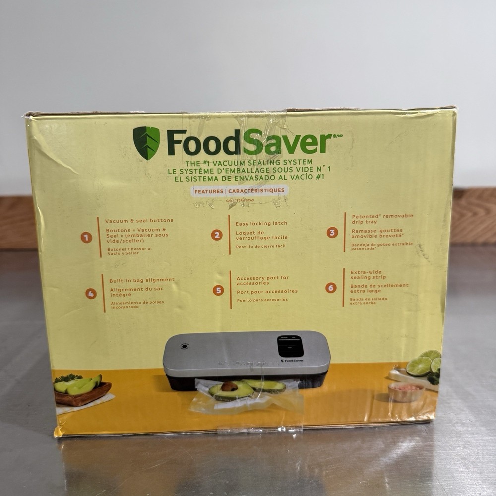 FoodSaver Vacuum Sealer Special Value Pack, Compact Machine