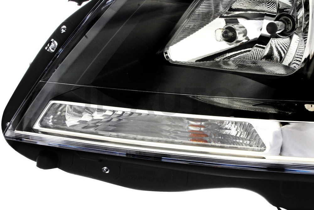 For 2012-2015 Mercedes Benz C Class Coupe Headlight Halogen Set Pair