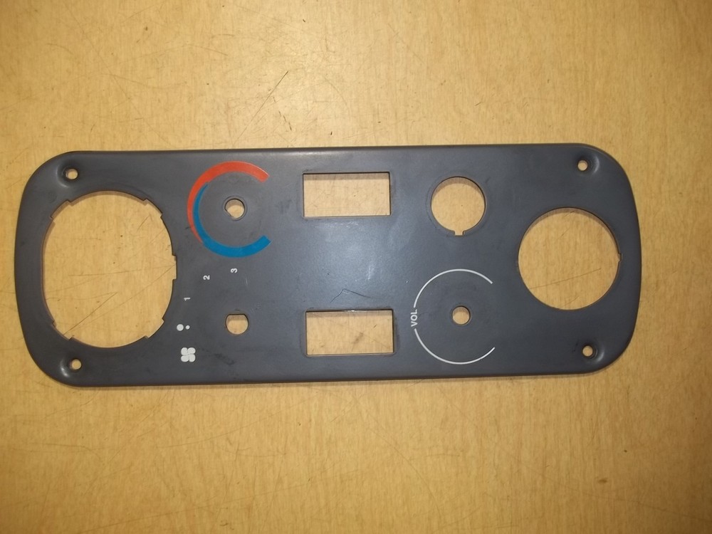 Freightliner Sleeper Panel Switch Bezel 22-46623-005 *FREE SHIPPING*