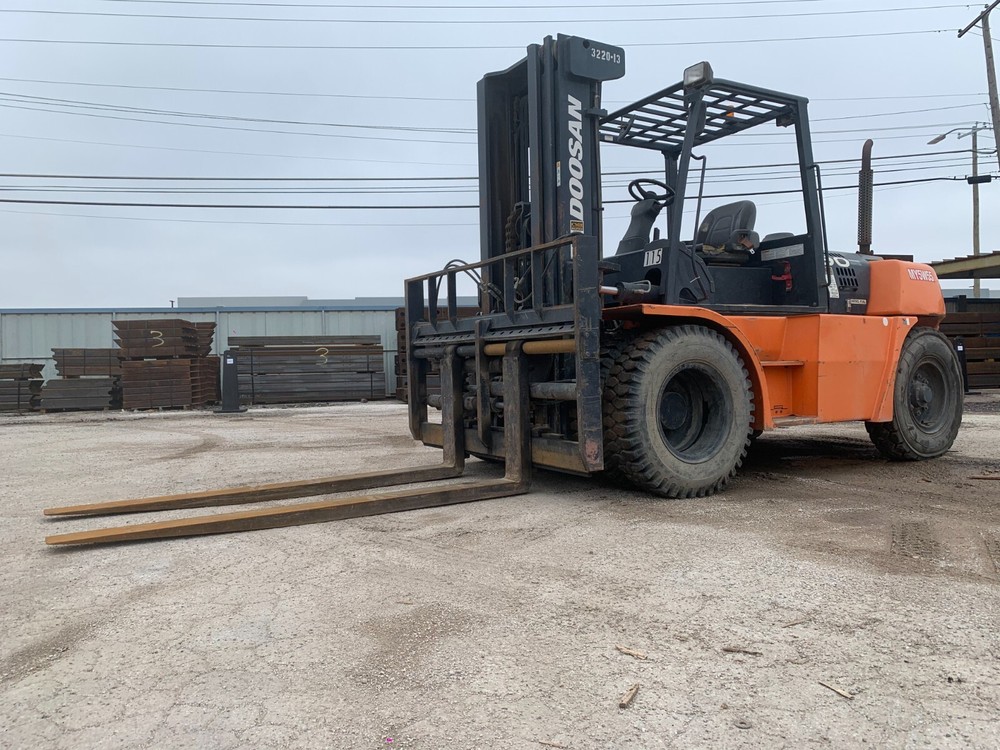 Doosan D90S-5 Forklift