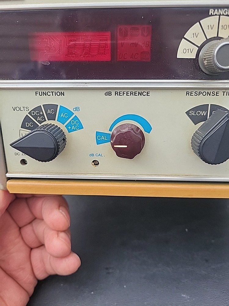 Hp 3403A True RMSZ Voltmeter Powers On