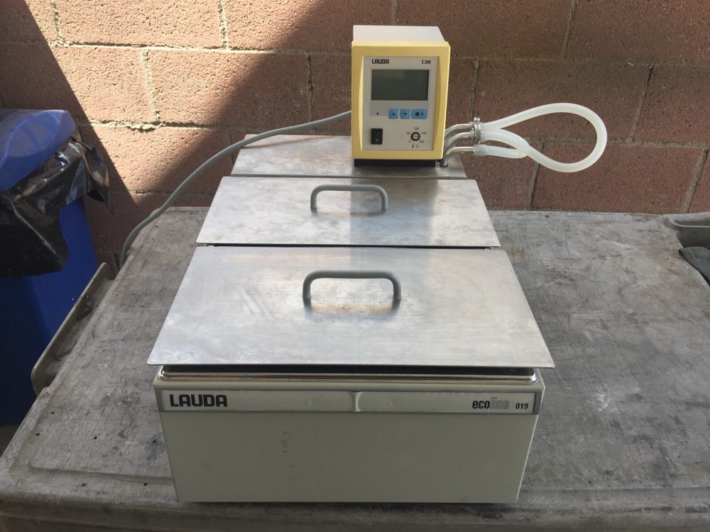 LAUDA ECO LIN 019 4.5 GALLON WATER BATH W/ CONTROLLER E200