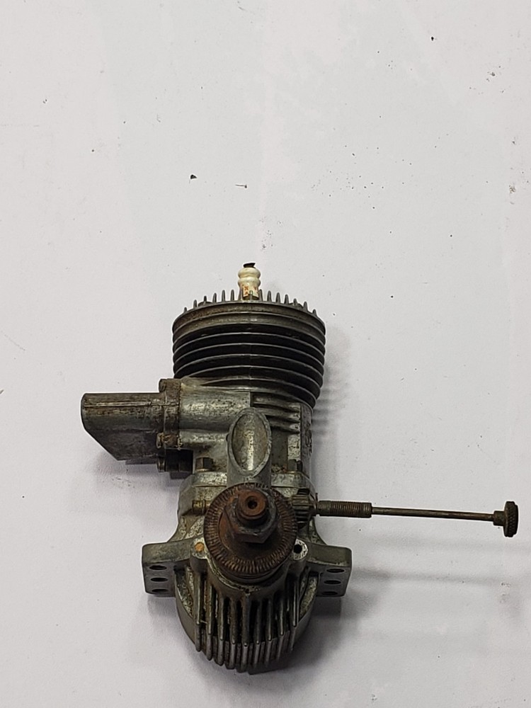 Vintage Anderson Spitfire 6100 Series Ignition/Spark Model Plane Engine