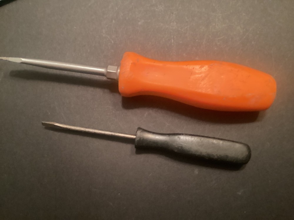 SNAP-ON Flat Head Screwdrivers SDDP31 & SPP46