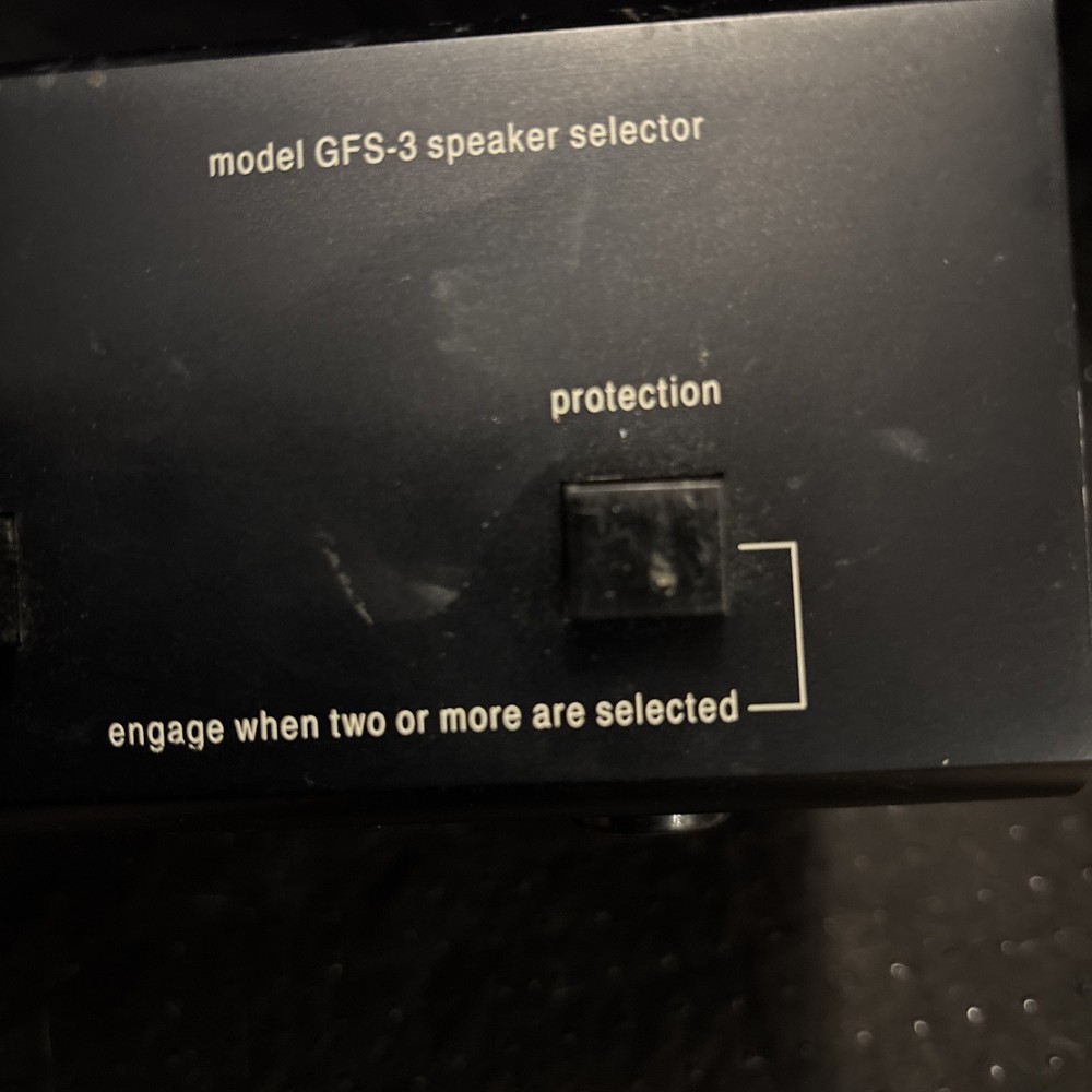 ADCOM Model GFS-3 Speaker Selector with Protection Circuit, Binding Posts