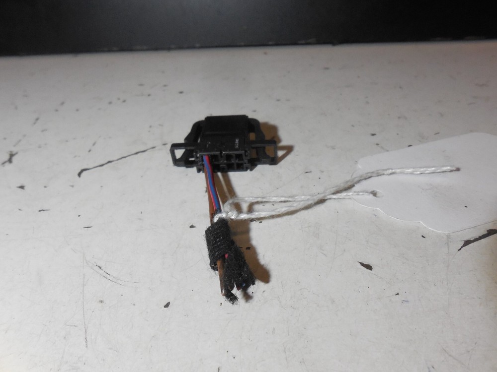 3B0972724 Wiring Loom Pigtail Connector Plug 11-16 Volkswagen Amarok Clasico