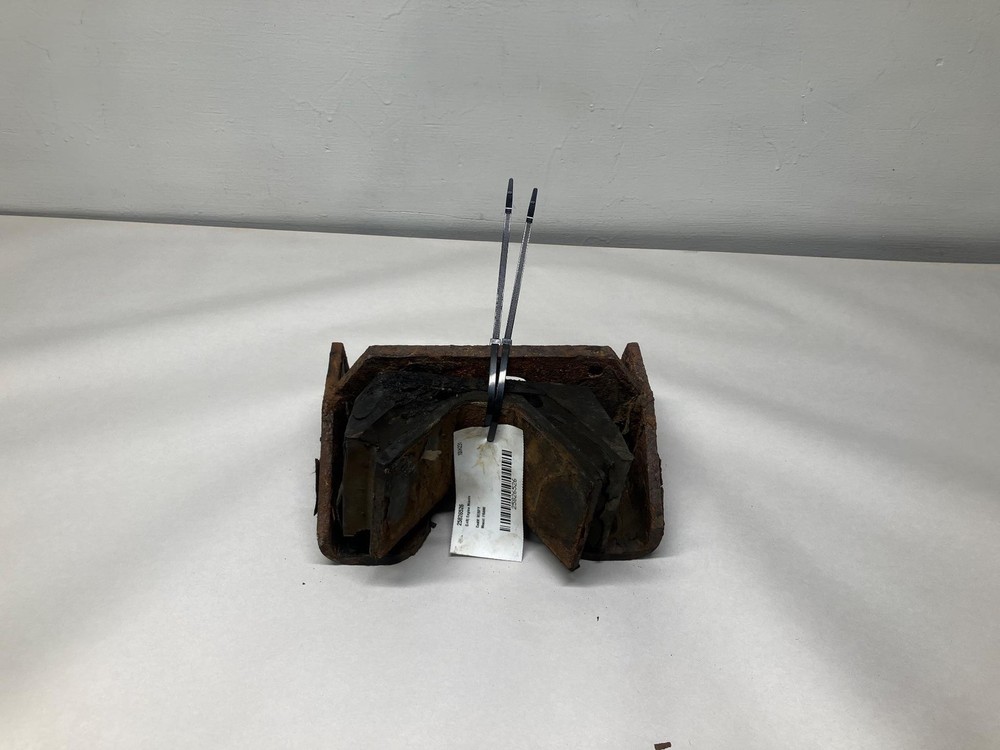 Cummins ISX Left/Driver Engine Mount - Used