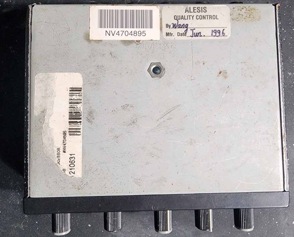 Alesis Nanoverb 18-Bit Digital Effects Processor NO POWER CORD