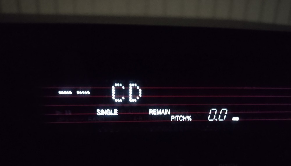 DENON DN-C635 RACK MOUNT CD/MP3 PLAYER-PLAYS-LOOKS NICE-EJECT BUTTON ISSUE