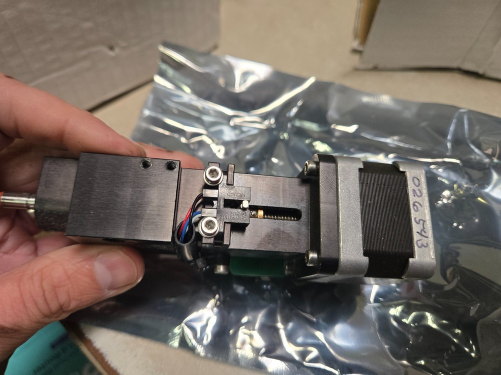 Pipettor Head 9065v01 Used