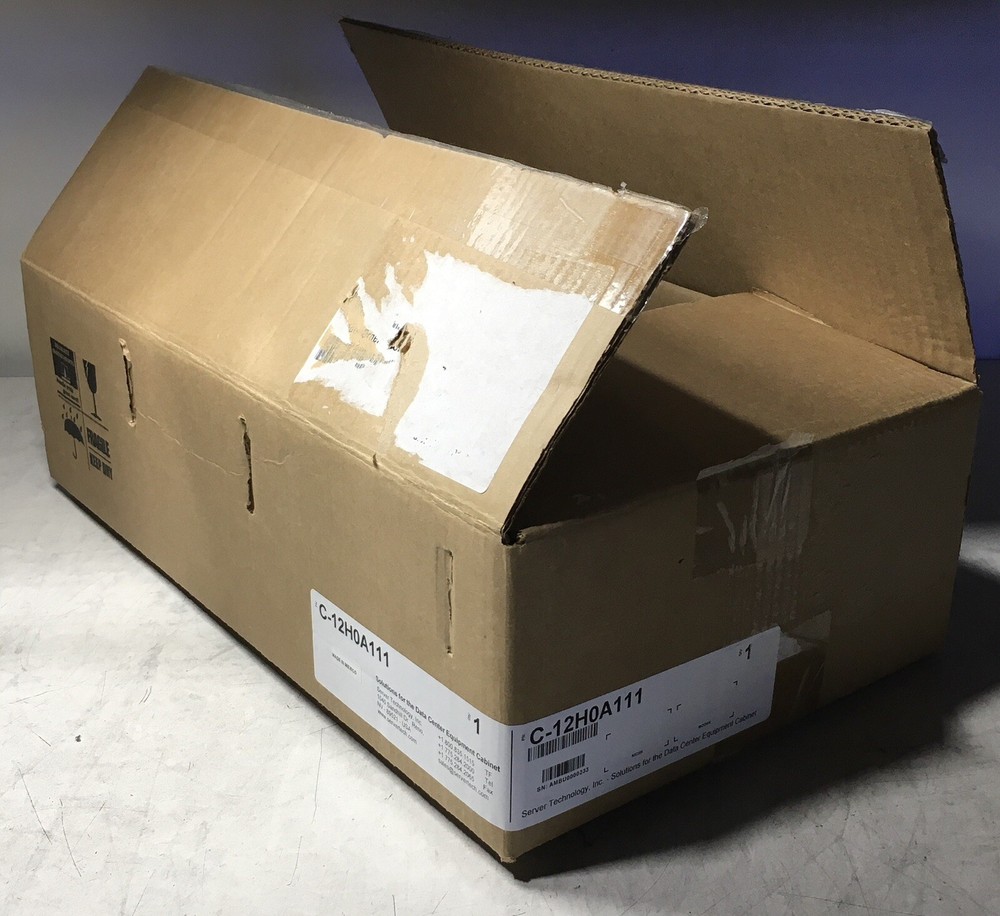 OPEN BOX - Server Technology C-12H0A111 Metered PDU