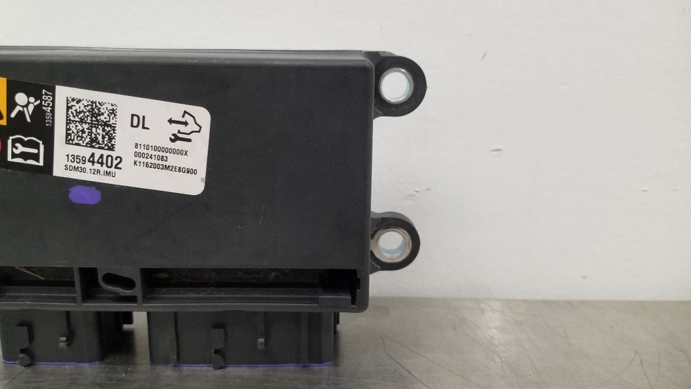 16 CHEVY SILVERADO 2500 SRS CONTROL MODULE 13594402