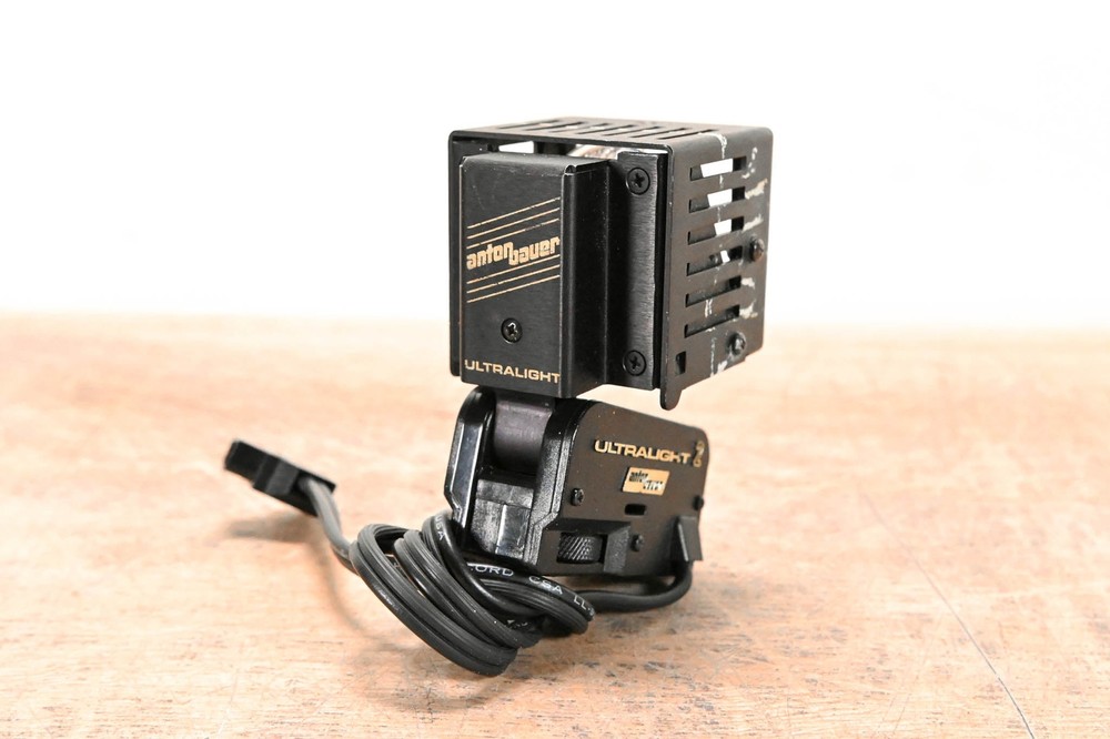 Anton Bauer Ultralight 2 On-Camera Light CG003EG