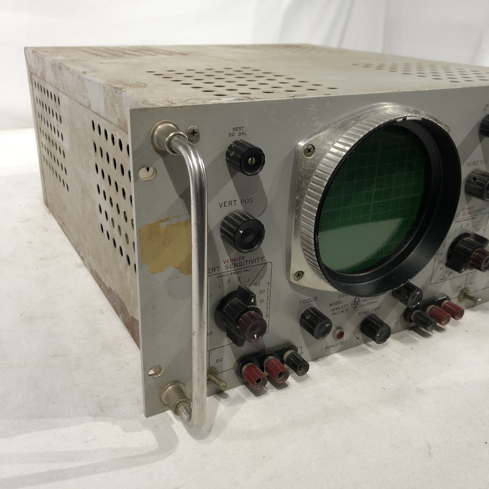 Vintage Hewlett Packard Model HP 130C Oscilloscope Rack Mount