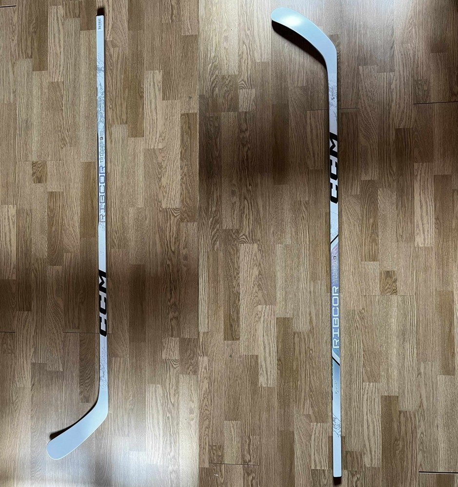 CCM Trigger 9 Pro (White) 85 Flex P29 – New – Right Hand