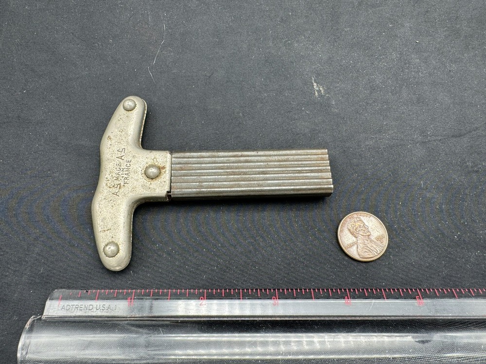 Antique French AS AS two prong cork puller