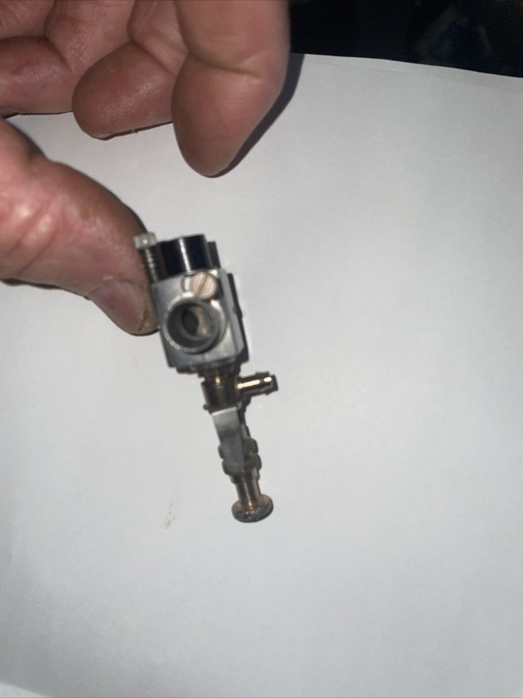 OS MAX 30-35 R/C CARB ASSY TAKE OFFS MODEL # 31 USED