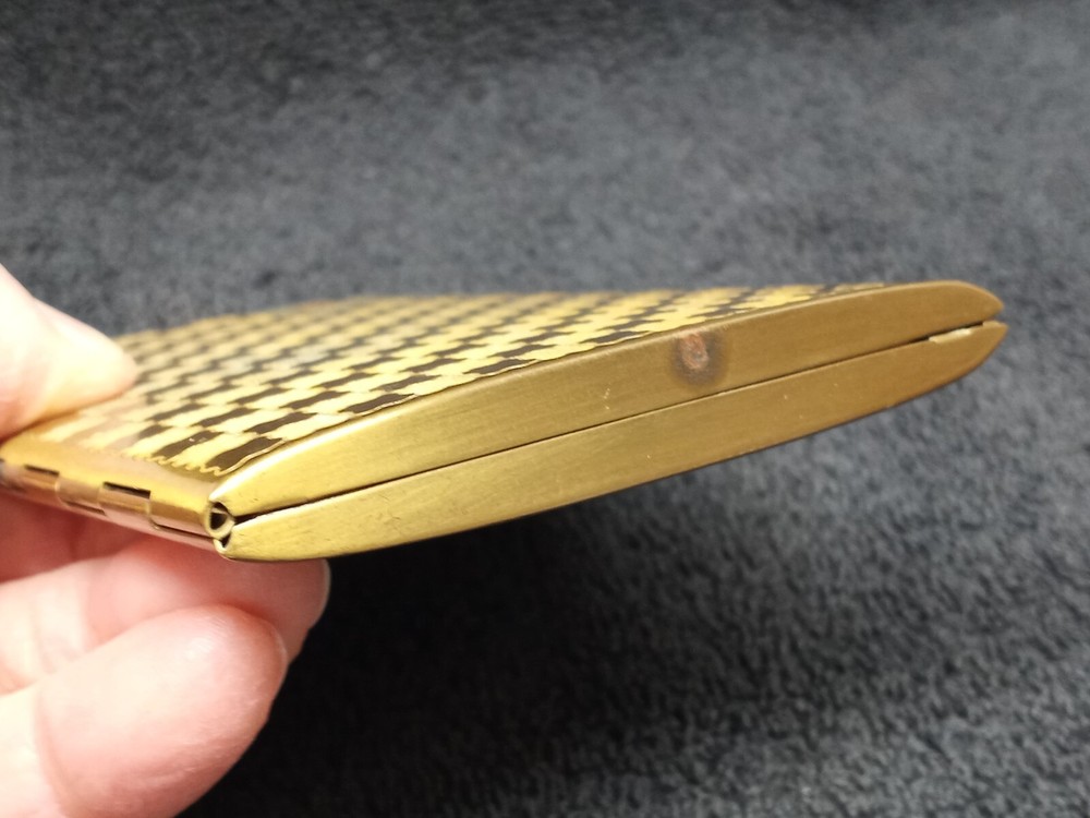 Vintage CIGARETTE CASE HINGED LID GOLD TONE