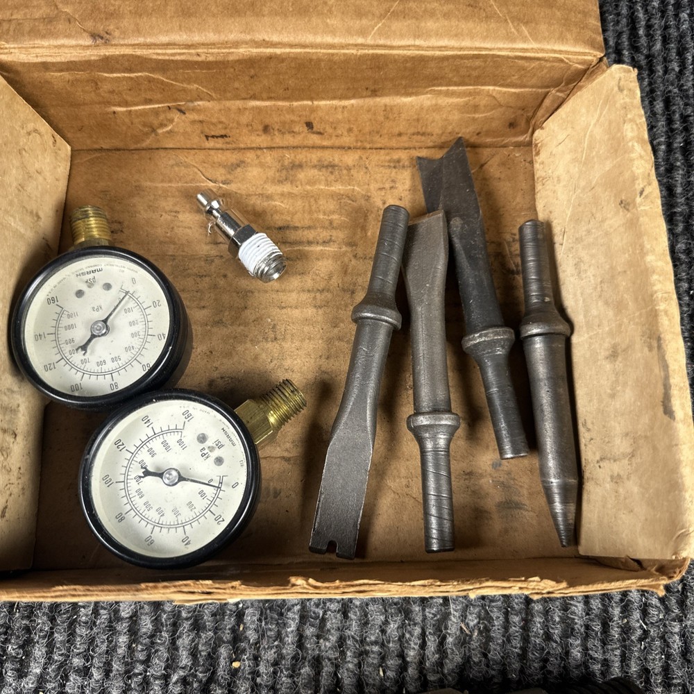 Marflow Pheumatic Hammer w/ 7 Attachments NOS
