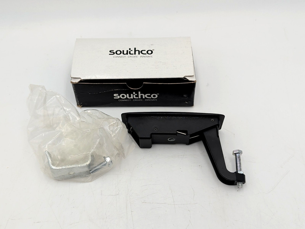 Southco C2-33-35 Compression Latch, Lever Latch New