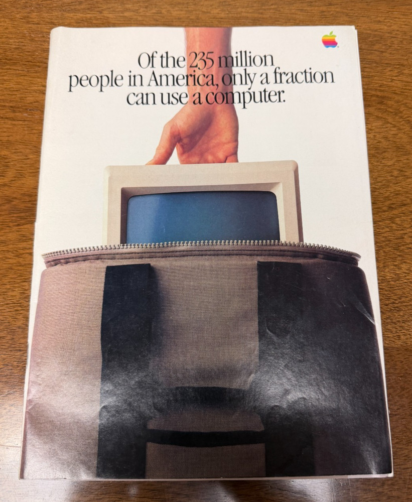 Apple Computer - Macintosh Vintage Sales Brochure /Flyer GREAT CONDITION