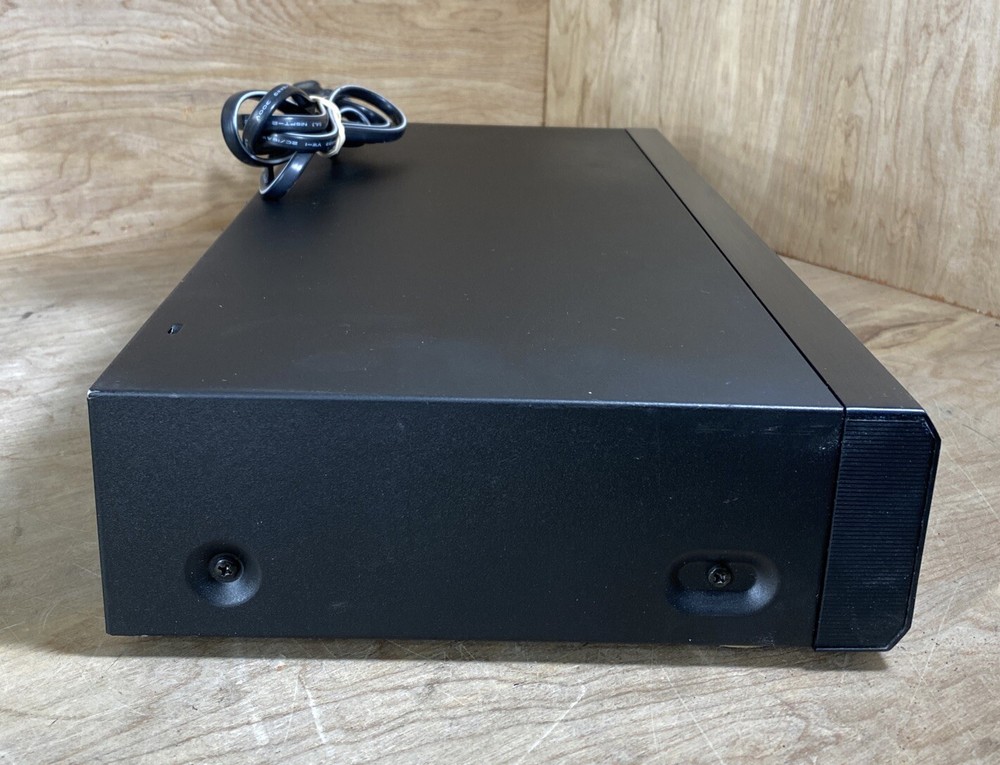 Denon DVD-900 Disc Player - Tested