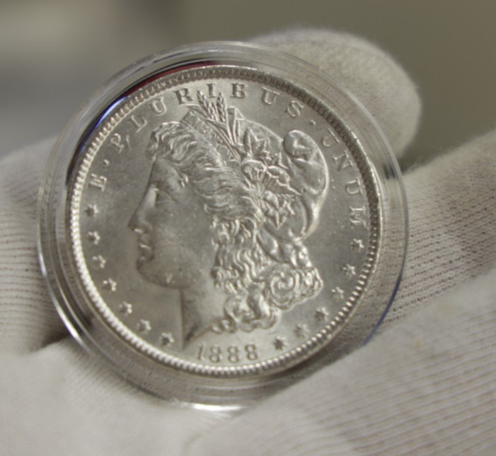 1888 US Morgan Silver Dollar $1 Nice AU +