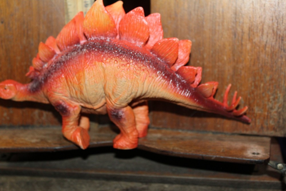 Plastic Dinosaur Action Figure 9" Stegosaurus Gainmax Walgreens