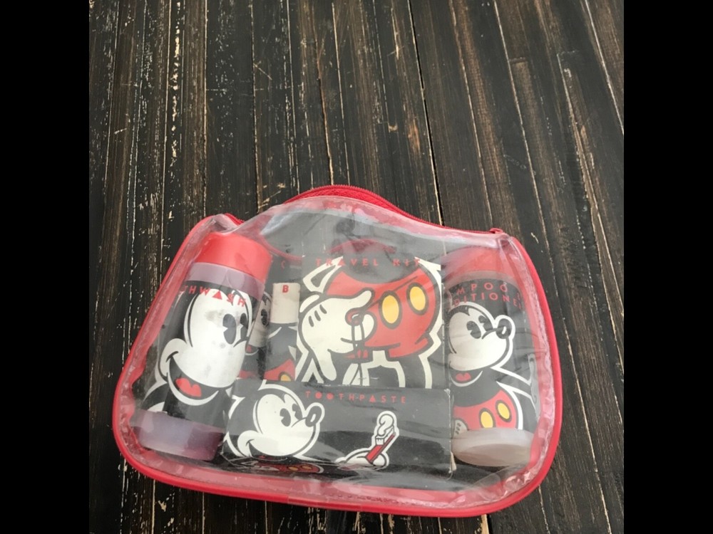vintage disney/ mickey mouse travel set