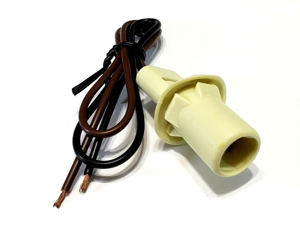 GM Front Or Rear Side Marker & Park Light Lamp Bulb Wiring Harness Socket D64