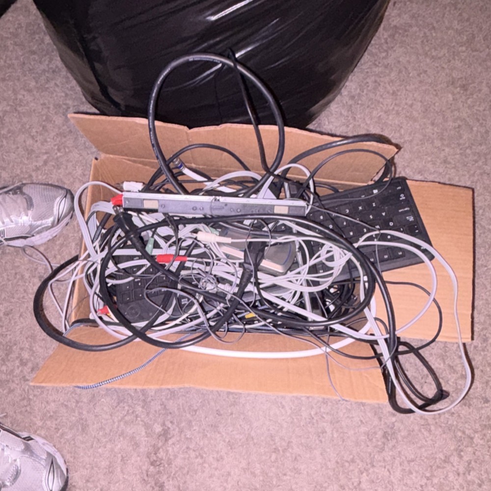 Large Mixed Electronics Lot – Assorted Cables and Accessories Variety Pack