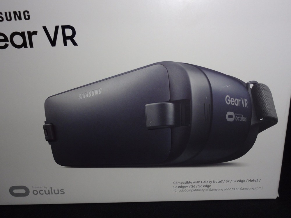 Samsung Gear VR Headset - Black