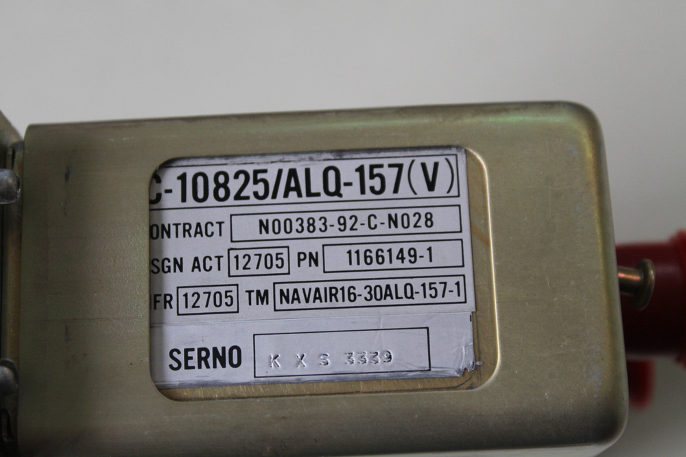 LORAL AN/ALQ-157 IRCM PANEL
