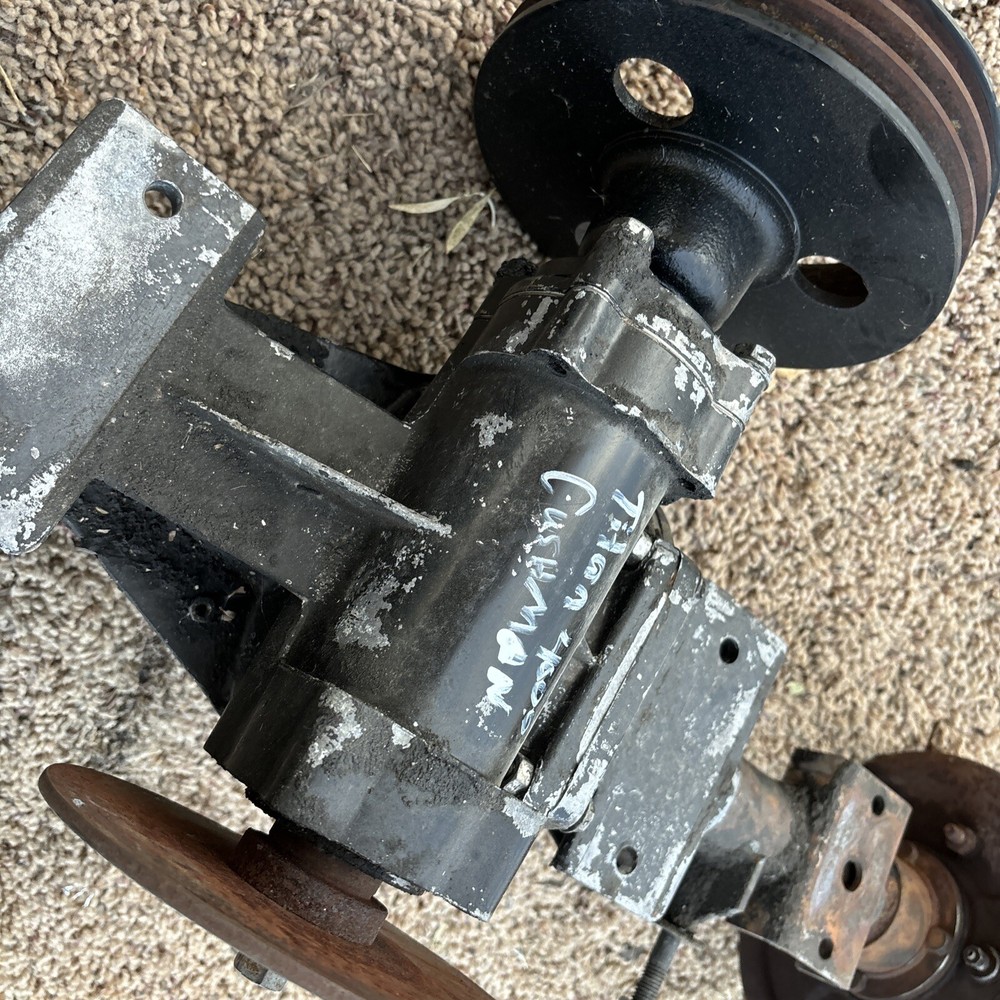 CUSHMAN TITAN Model 4000 Burden Carrier Rest End Transaxle