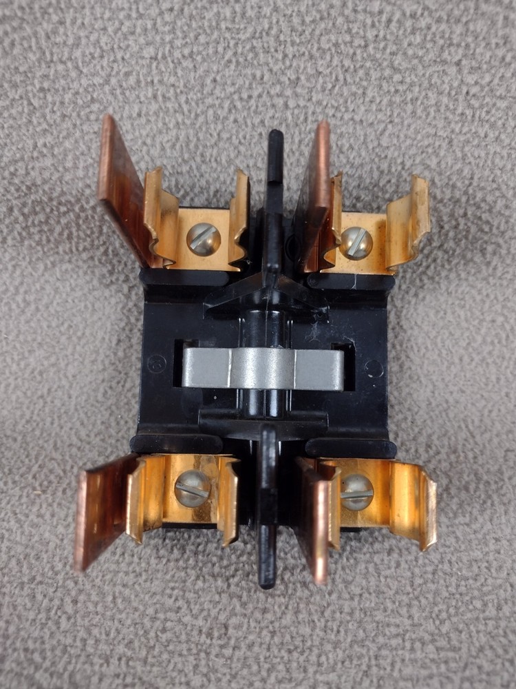 American Fuse Holder Pull-Out Type (LIGHTS)