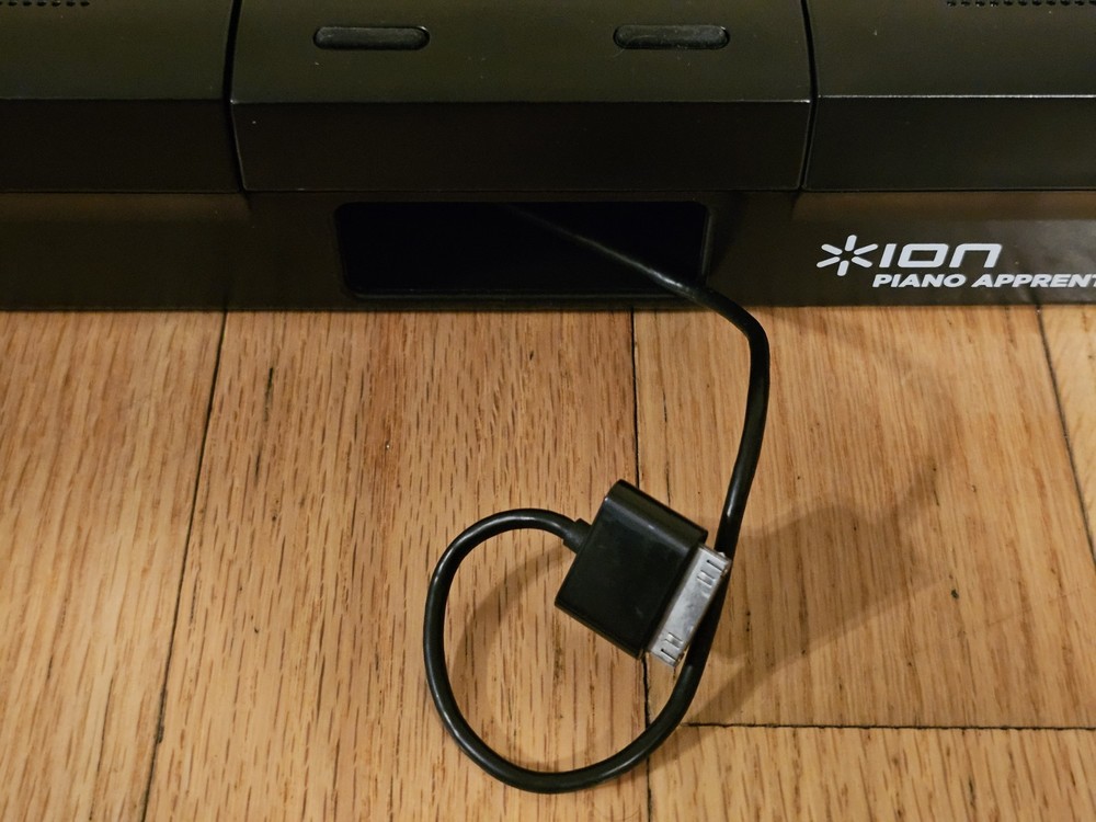 Ion Piano Apprentice Learning System iPad iPod iPhone Learn To Play Complete