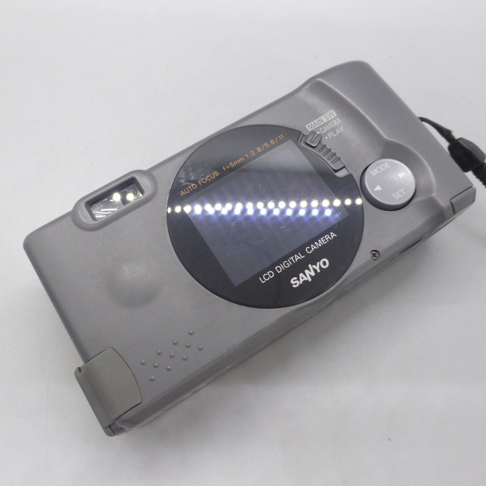 Sanyo VPC-G200 0.3MP Compact Digital Camera Silver Tested
