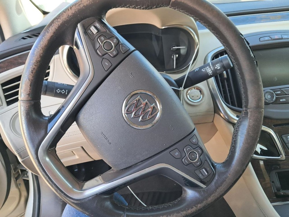 LACROSSE 2016 Glove Box 4841747