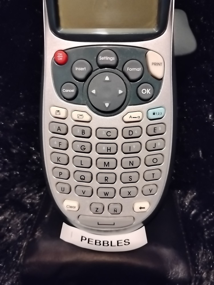 DYMO LetraTag LT-100H Handheld Label Maker - Tested. s5