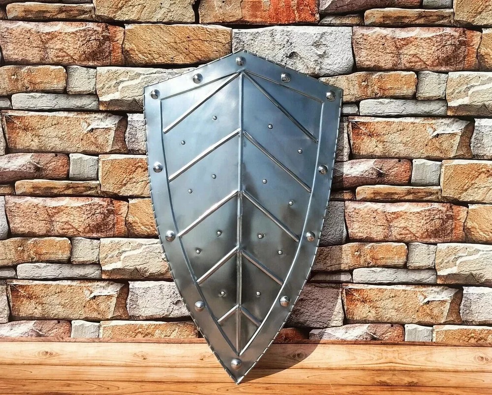 Medieval Leaf Design Shield Authentic Pointed Shield Battleworn Warrior Shield