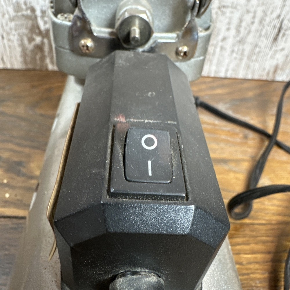 Powercat Mini Air-Brush Compressor 30psi - No Accessories - Powers On