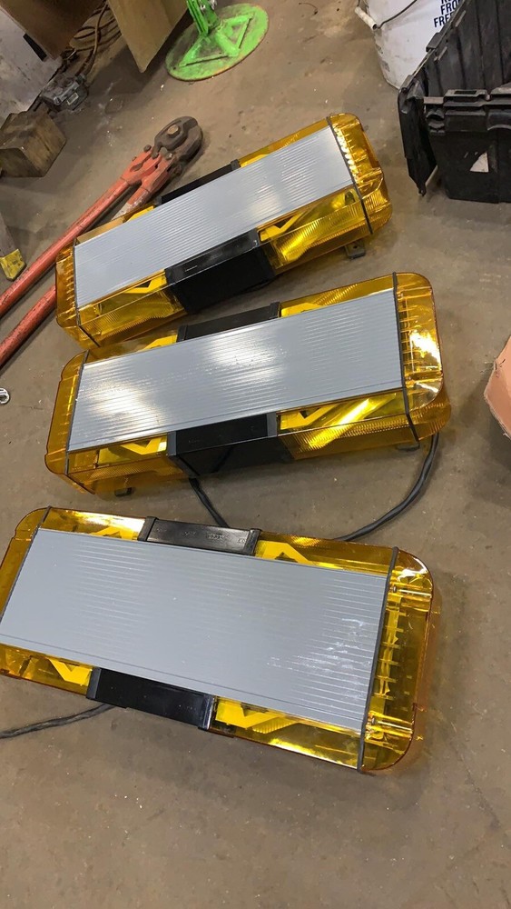 Whelen Edge 9000 Mini BASIC Light Bars 26-28”