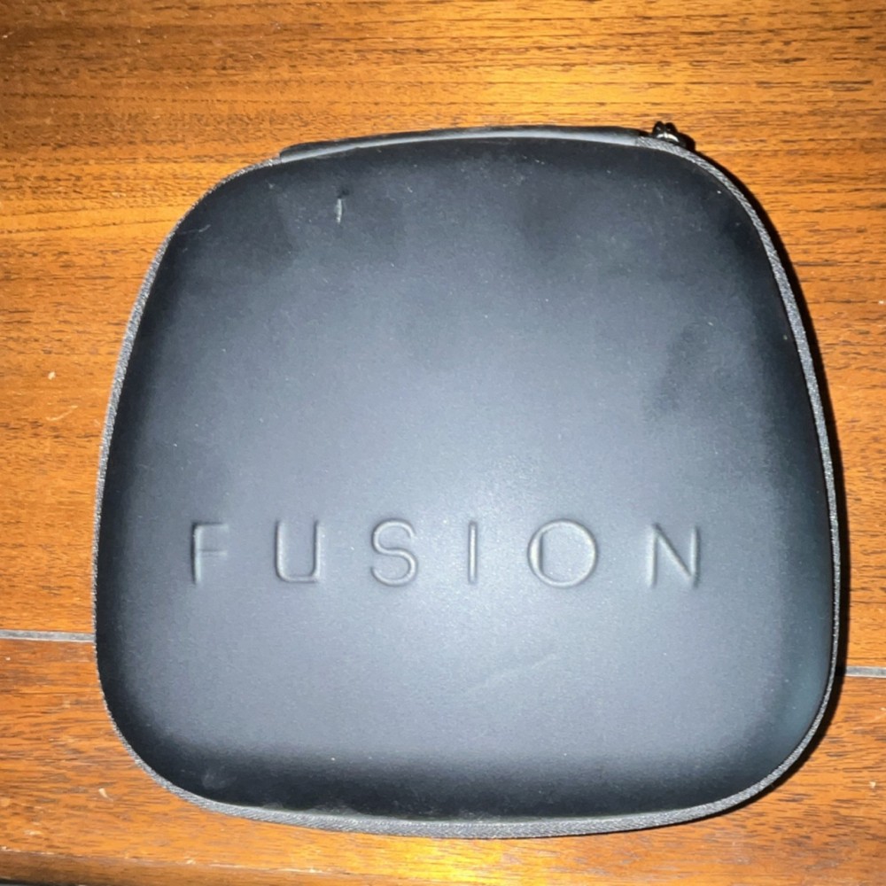 Xbox One Fusion Controller Bundle with Carrying Case, Thumbsticks, and D-pad