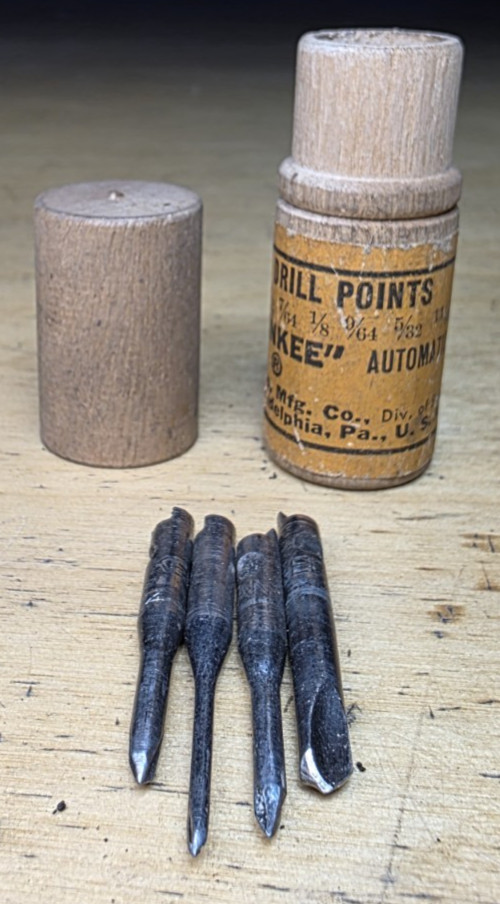 4 Yankee Drill Points in a Cork Case