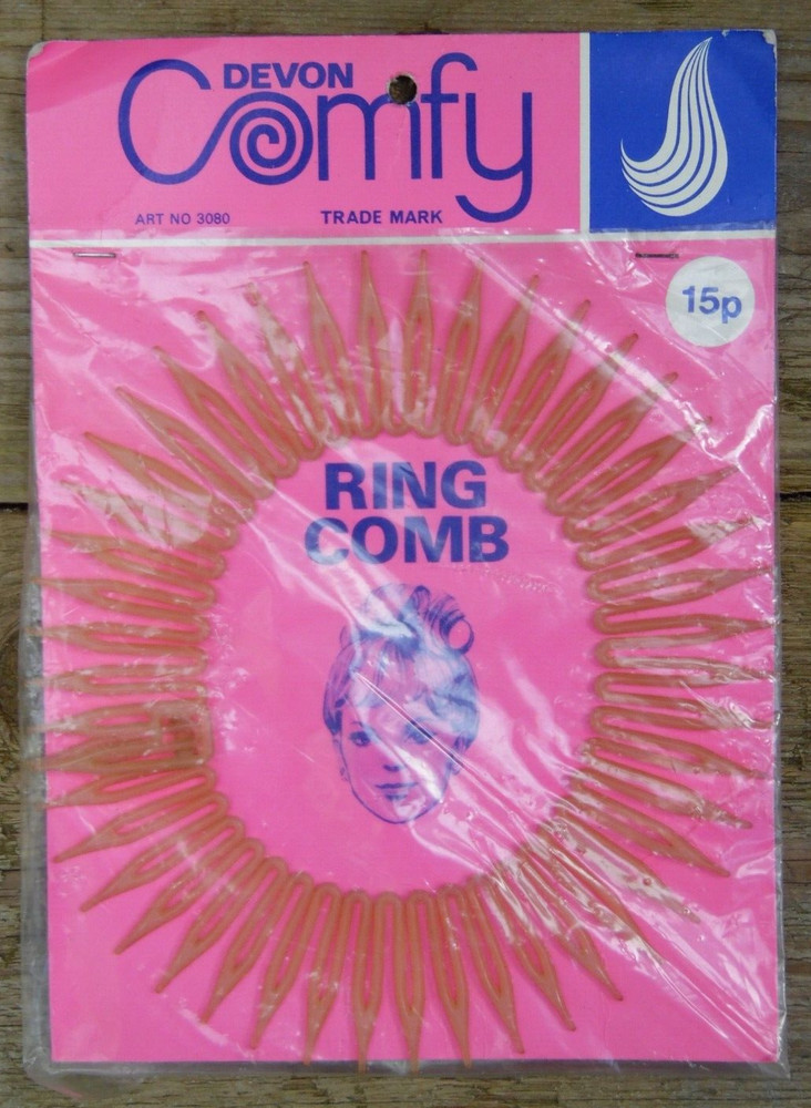 Vintage Retro Advertising Devon Comfy Ring Comb New & Sealed (NOS)